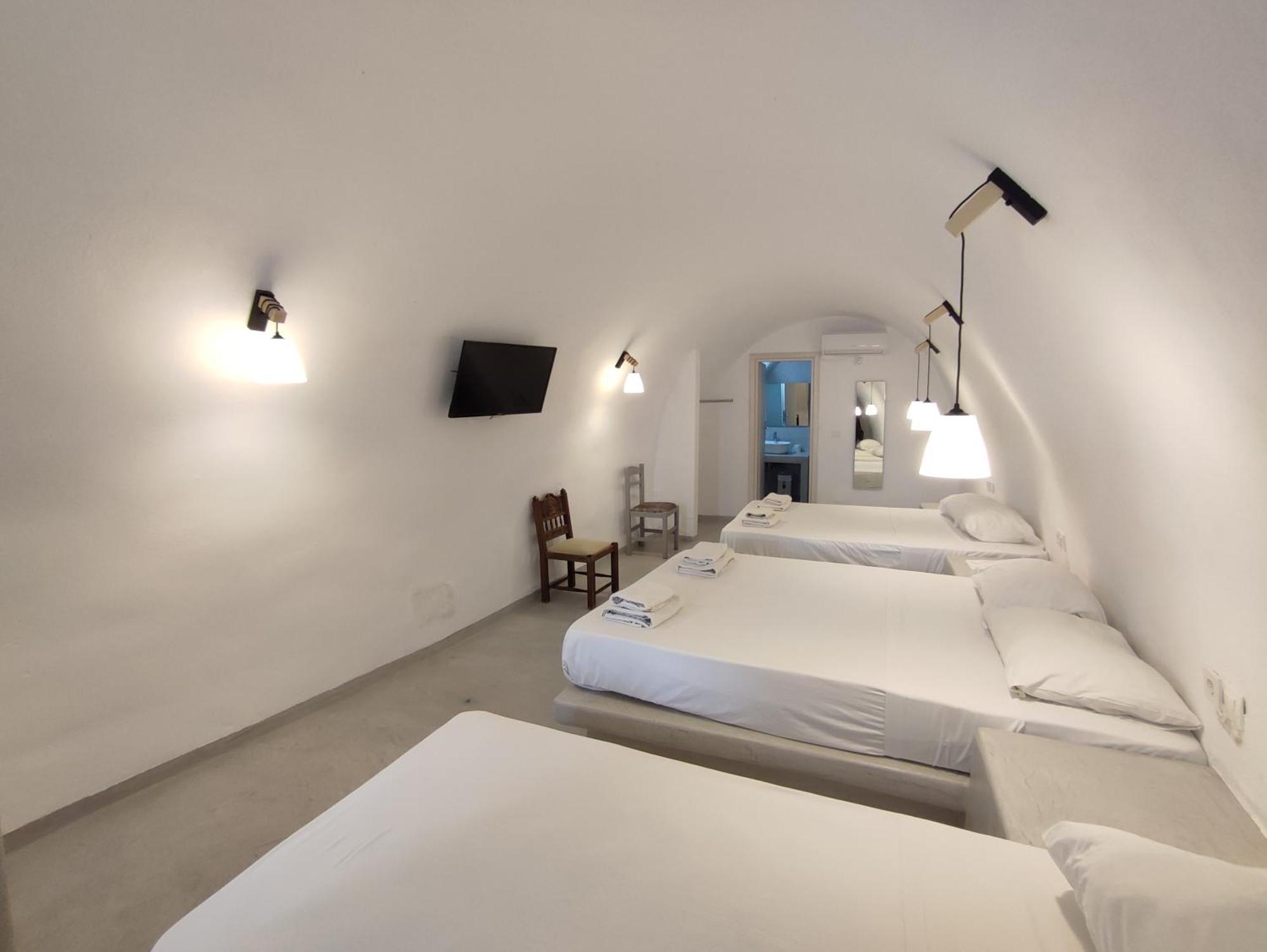 Fira Comfort Rooms Dış mekan fotoğraf