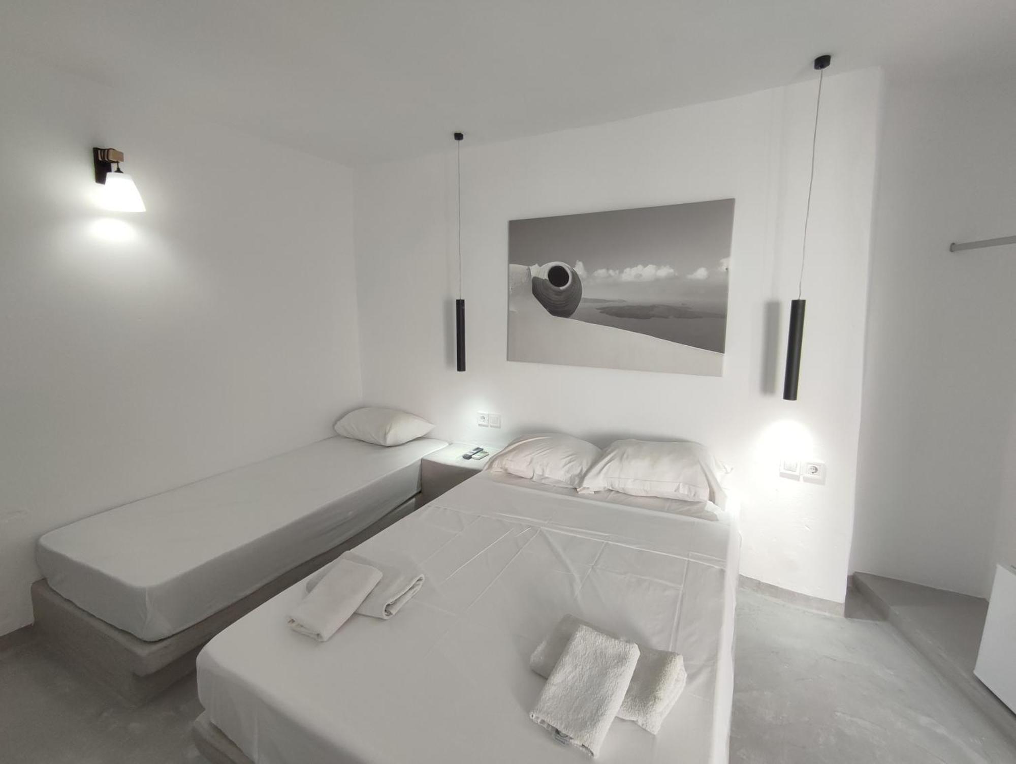 Fira Comfort Rooms Dış mekan fotoğraf