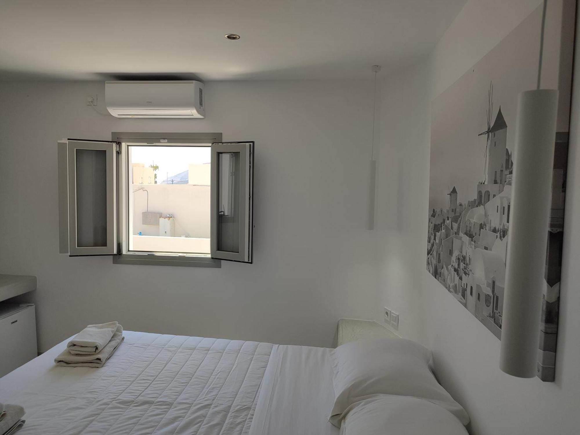 Fira Comfort Rooms Dış mekan fotoğraf