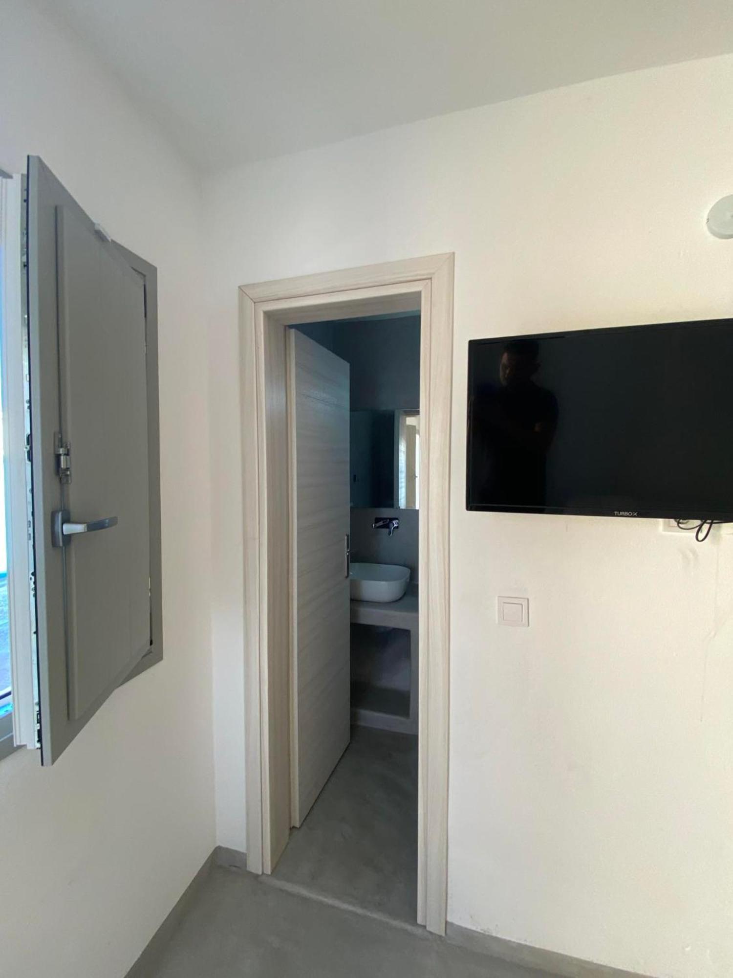 Fira Comfort Rooms Dış mekan fotoğraf