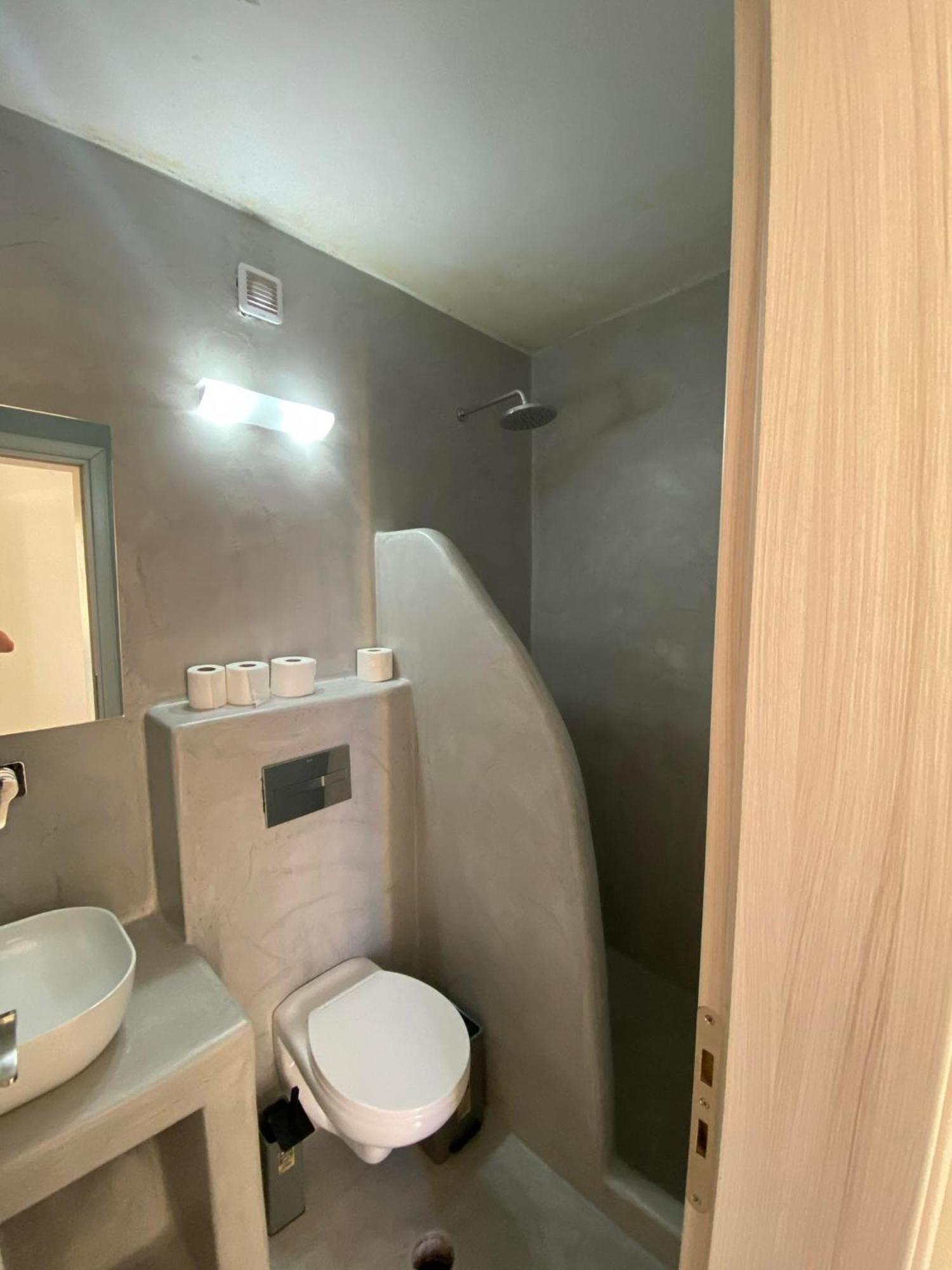Fira Comfort Rooms Dış mekan fotoğraf